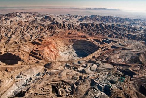 INGRESOS TRIBUTARIOS DEL SECTOR MINERO CAEN 25,5%