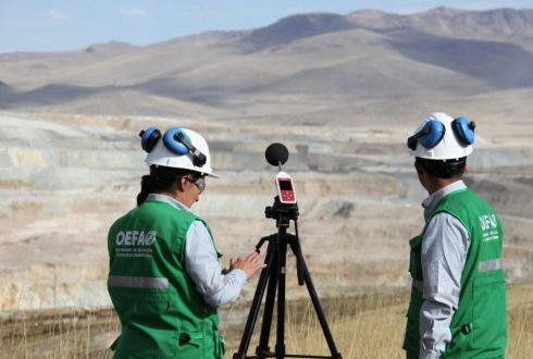 GOBIERNOS REGIONALES PRETENDEN ASUMIR LA FISCALIZACIÓN AMBIENTAL DE MINERAS