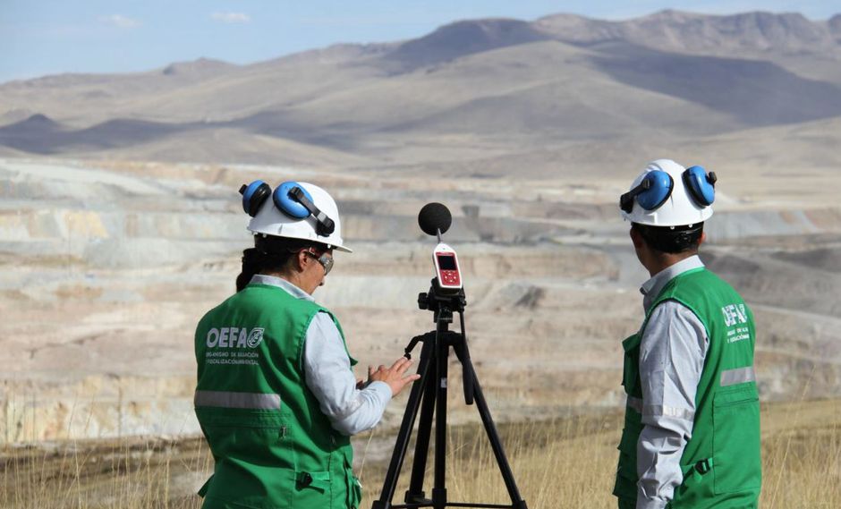 GOBIERNOS REGIONALES PRETENDEN ASUMIR LA FISCALIZACIÓN AMBIENTAL DE MINERAS