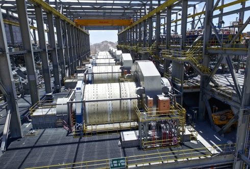 PROYECTO ‘BYPASS’: CERRO VERDE CAMBIA LOS ESTATORES EN SUS MOLINOS DE BOLAS SIN PERDER PRODUCCIÓN