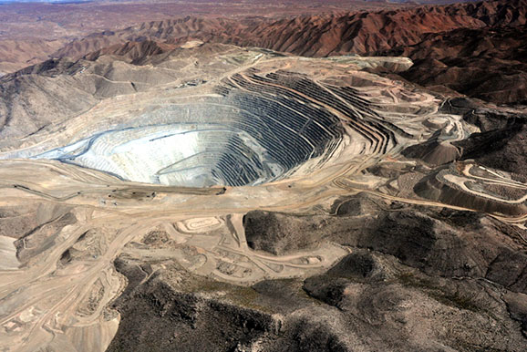 GOBIERNO PERUANO LISTO A ACTUALIZAR LEYES DE MINERÍA