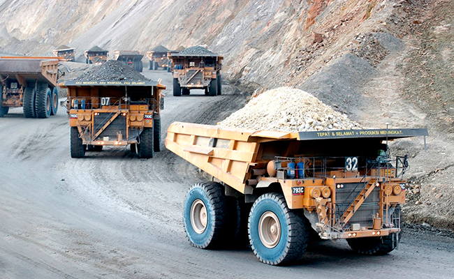 SNMPE: INVERSIONES MINERAS EN AREQUIPA CAEN 22.3% EN PRIMER SEMESTRE 2019